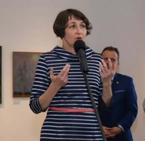 Kolorowe zdjęcie na nim Elżbieta Skoczek, Frédéric BILLET, ambasador Francji w Polsce do 2023 roku