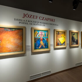 Zdjęcie kolorowe wystawa Józefa Czapskiego